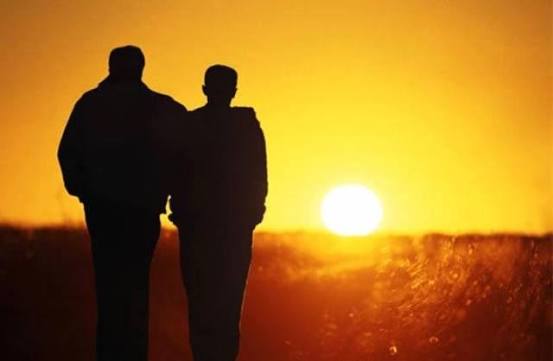 АЛЛОҲ УЧУН ДЎСТЛАШГАНЛАР