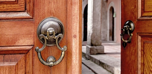 ҚАЛБИНГ АЛЛОҲ ИЛА ҚЎЛИНГ ҲАЛОЛ МЕҲНАТДА БЎЛСИН!